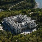 CDMX se queda en semáforo ROJO; Centros Comerciales podrían abrir en febrero