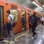 Joven escala la Torre Latinoamericana y llega hasta la antena