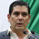 Cesan a 2 mil por corrupción en las aduanas; hay 30 denuncias ante FGR y la UIF