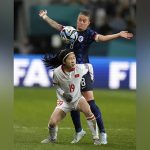 Suman a perros de búsqueda para hallar a mexicano Carlos Aranda