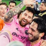 Brugada llama a derribar los muros de oriente y poniente que dividen CDMX