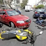 Destituyen a dos tras golpiza en Reforma; víctima pide intervención de Fiscalía