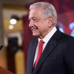 Swiatek arranca en Dubai con victoria ante Stephens