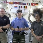 Sin temor: Asalta y desarma a policía de CDMX que estaba distraída en el celular