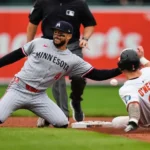 Mujer detenida por pinchar a hombre en el Metrobús