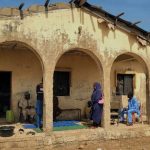 Policías frustran robo en Coppel de CDMX; empleados estaban amarrados
