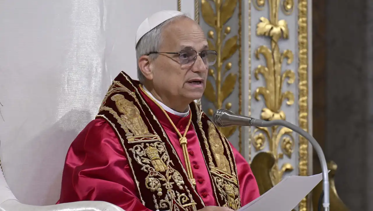 El Papa insta a resolver el conflicto con Irán mediante el diálogo y no con las armas