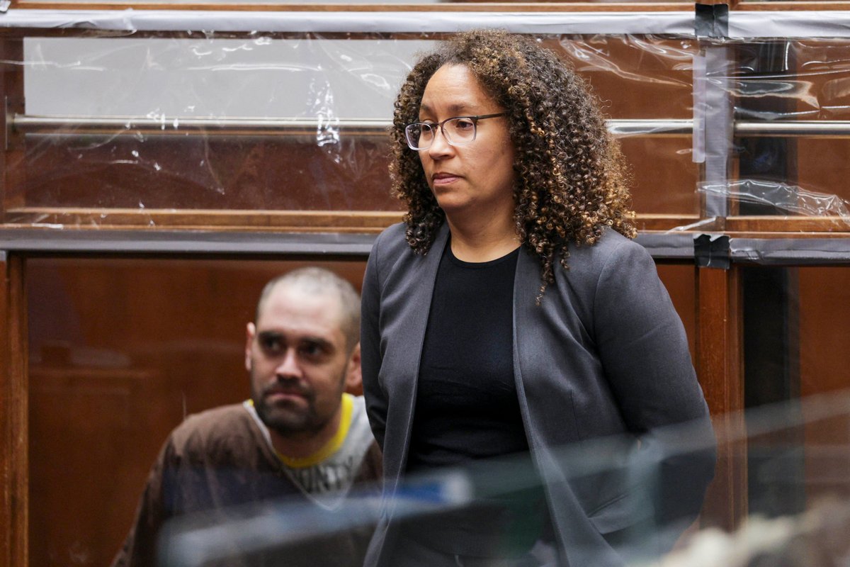 Joven vinculado a familia de Hollywood enfrenta juicio por el doble crimen de sus progenitores