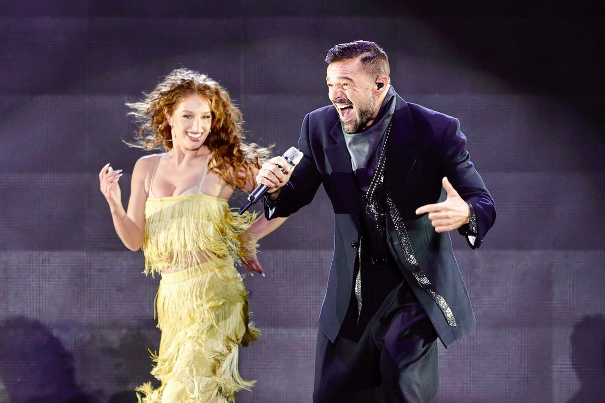 Ricky Martin cautivó a 10 mil espectadores en el arranque de su gira en Querétaro